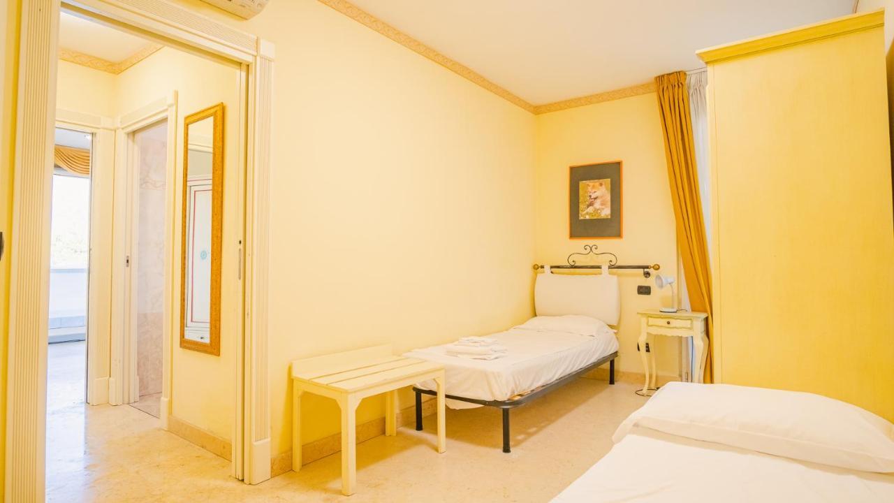 Relais Du Lac Village - Italian Homing Desenzano del Garda Extérieur photo
