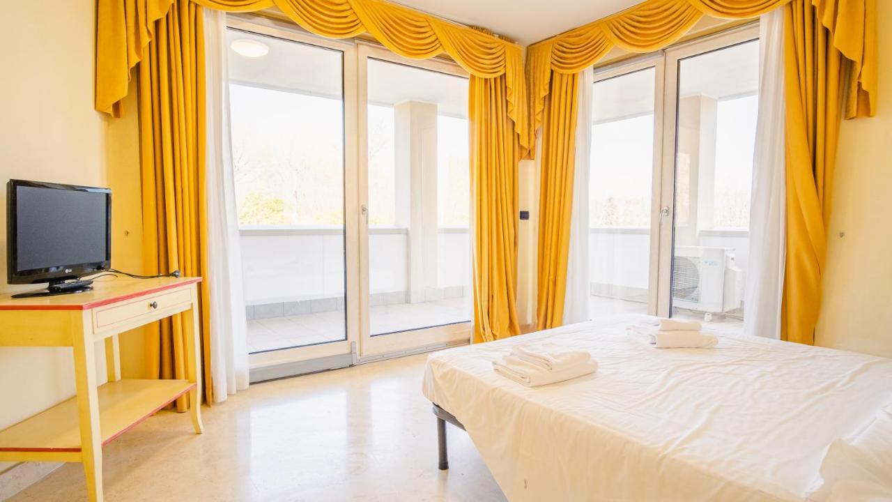 Relais Du Lac Village - Italian Homing Desenzano del Garda Extérieur photo