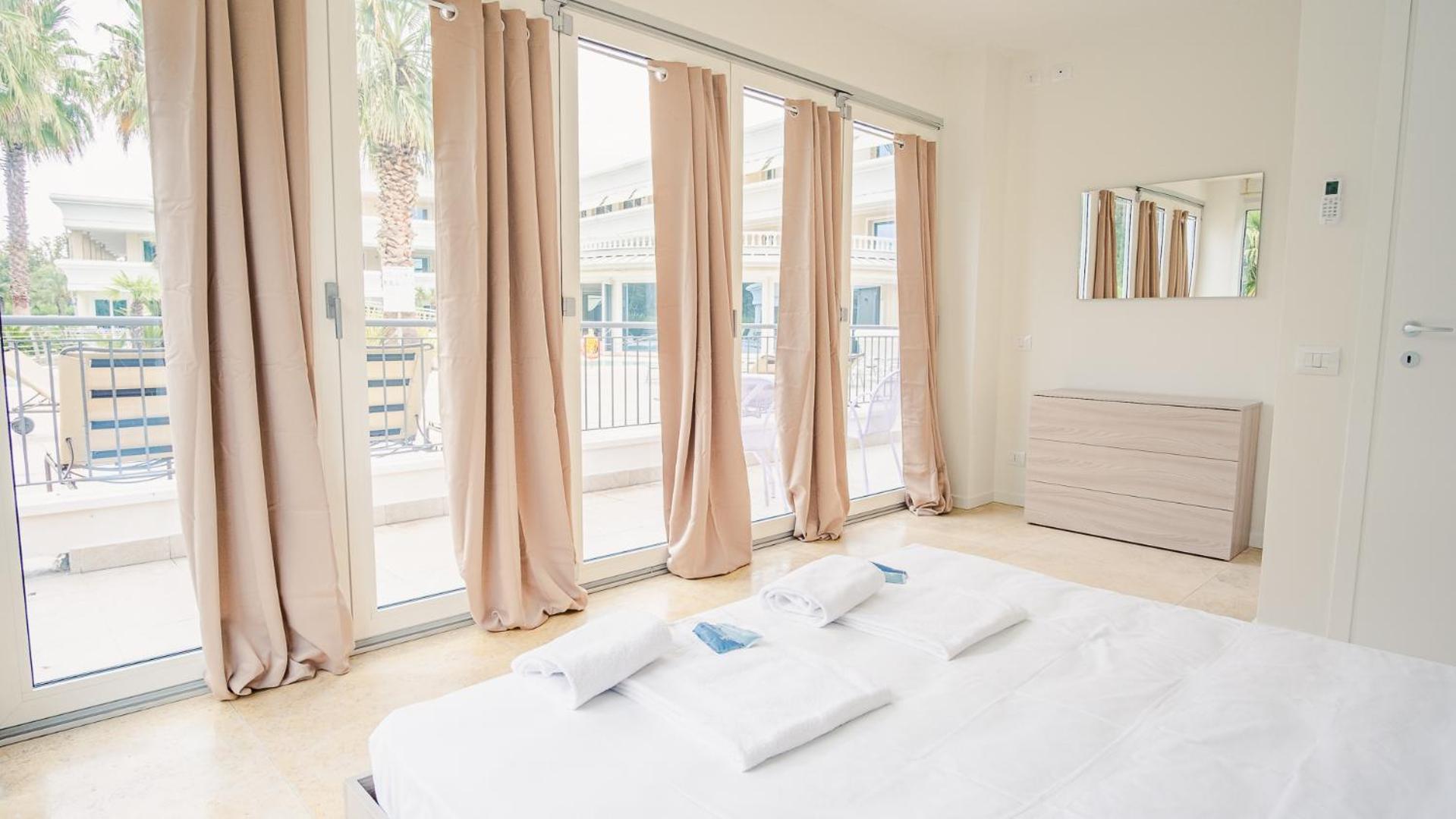 Relais Du Lac Village - Italian Homing Desenzano del Garda Extérieur photo