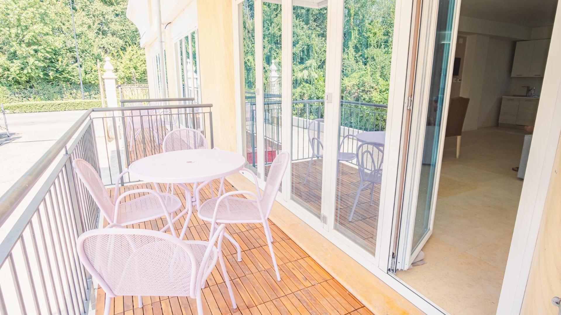 Relais Du Lac Village - Italian Homing Desenzano del Garda Extérieur photo